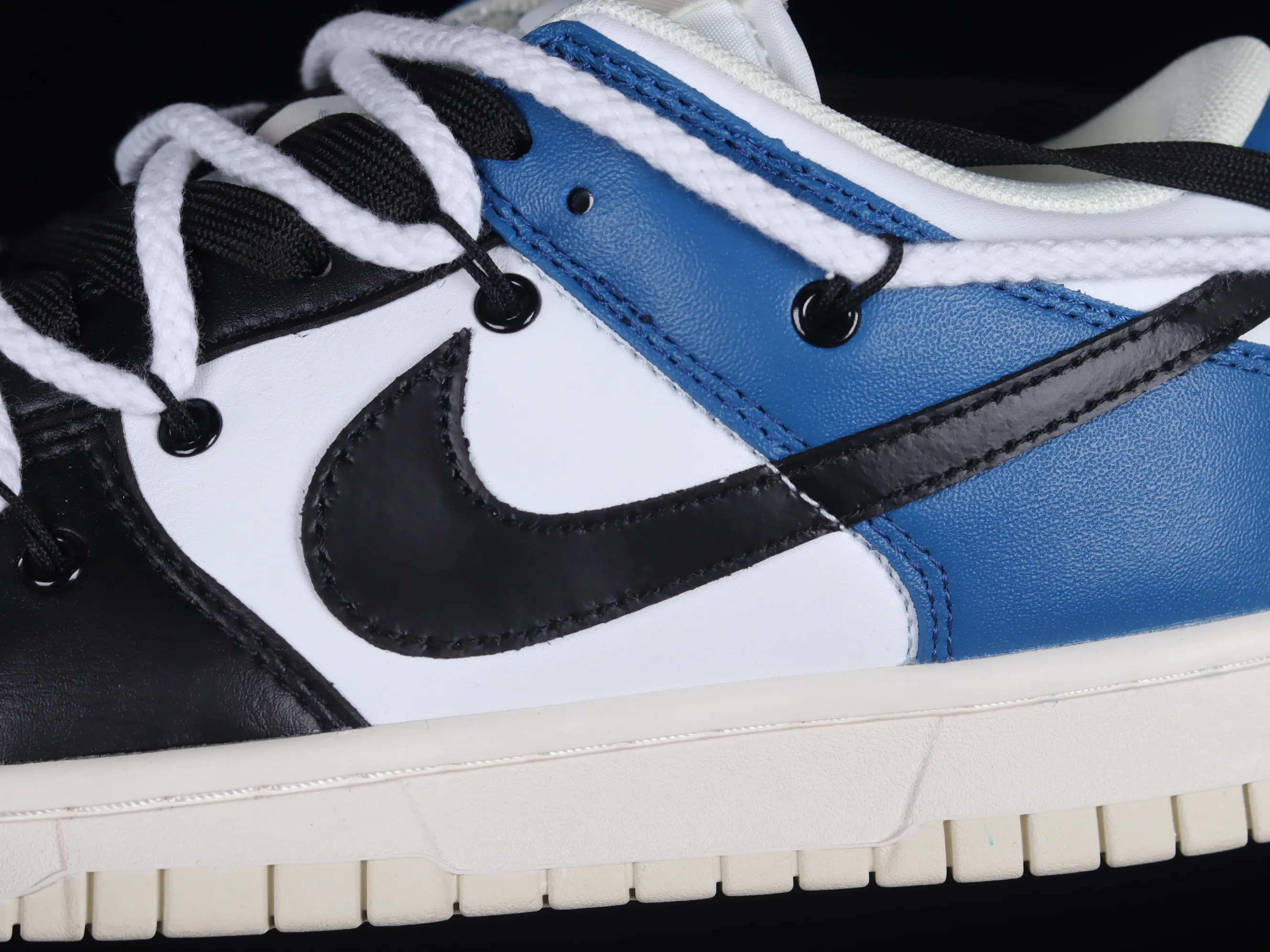 All categories Nk SB Dunk series Nk SB Dunk Low low-top sneakers Nk Dunk Low white blue black hook customized version of deconstructed strap casual sneakers DJ6188-100